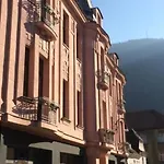 Weiss Little Palace ブラショフ