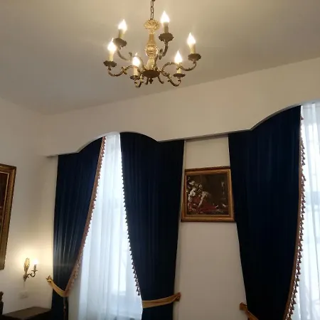 Weiss Little Palace * Braşov