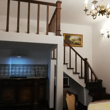 Aparthotel Weiss Little Palace Braşov