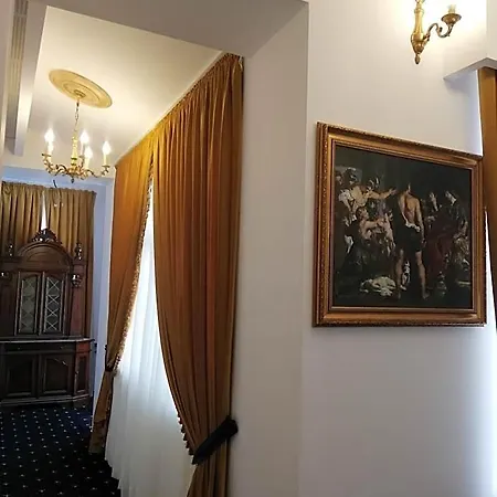 Weiss Little Palace 4* Braşov