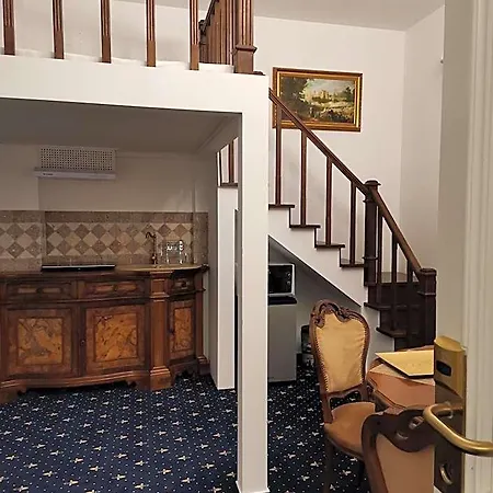 Weiss Little Palace 4* Braşov