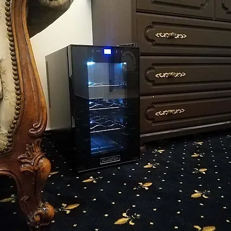 Weiss Little Palace Lejlighedshotel