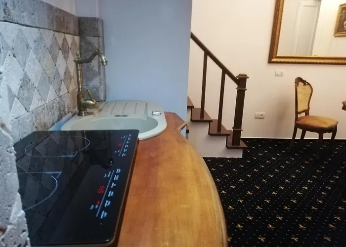 Aparthotel Weiss Little Palace