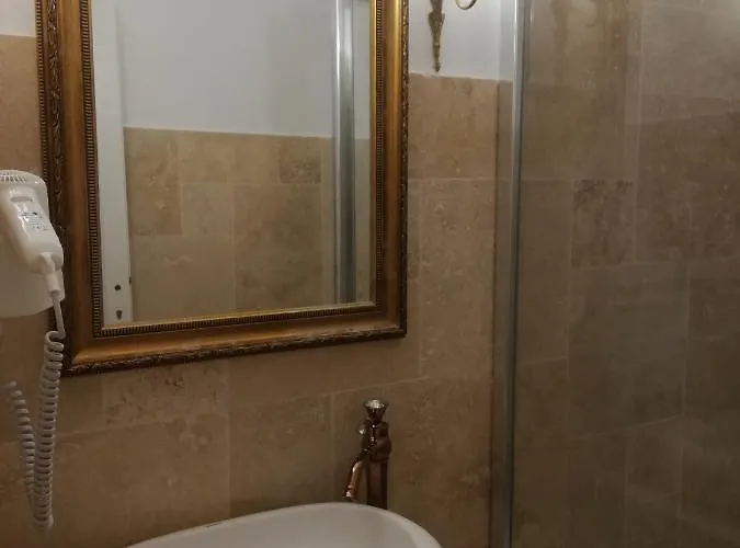 Weiss Little Palace Aparthotel Brasov