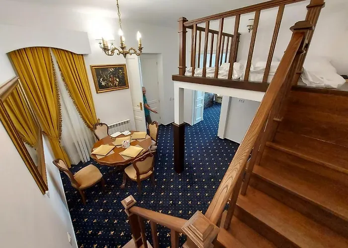 Aparthotel Weiss Little Palace Brasov