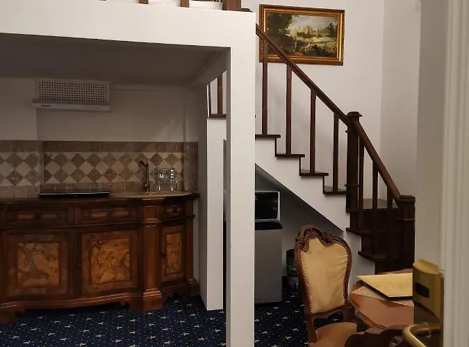Aparthotel Weiss Little Palace Brasov